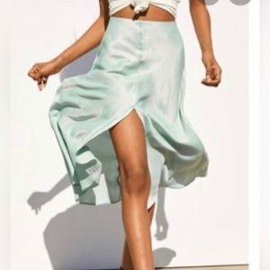 *TWO* Zara Satin Effect MIDI Skirts S/M